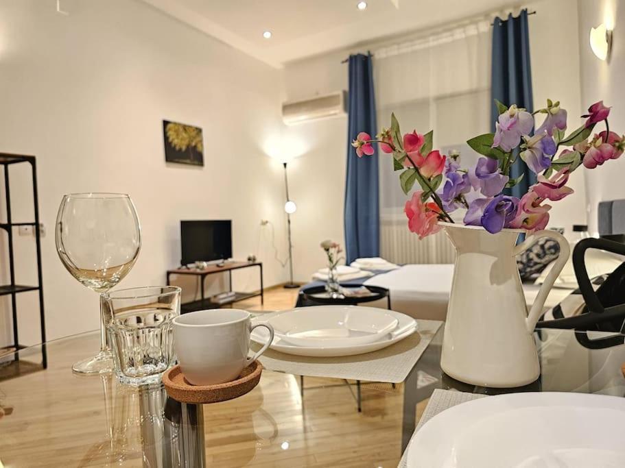 Sweet Dreams Suites Calea Victoriei Sunny Studio Bucharest Exterior photo
